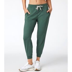 Vuori Performance Joggers Green Soft Very Good Condition Dreamknit